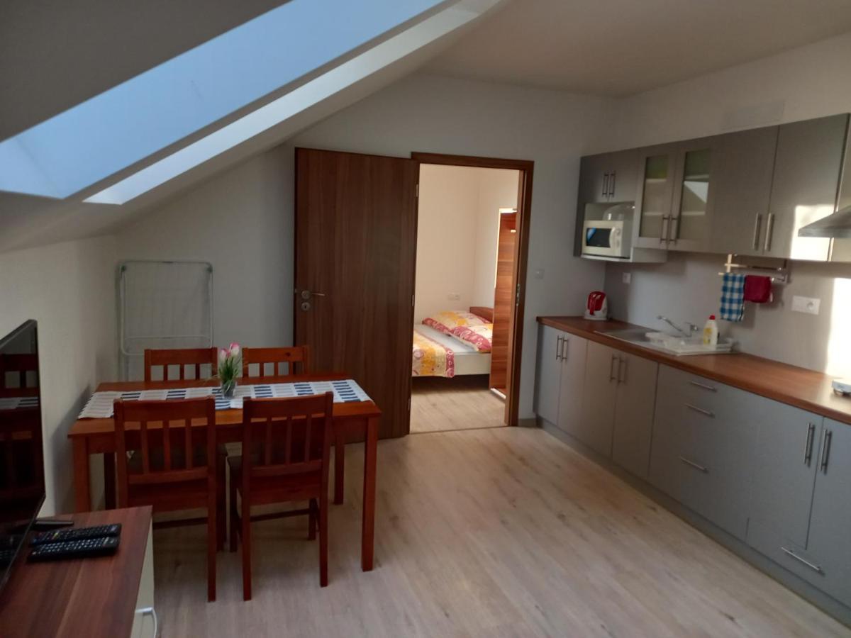 Alegria Natur Apartments Mikulov Eksteriør billede