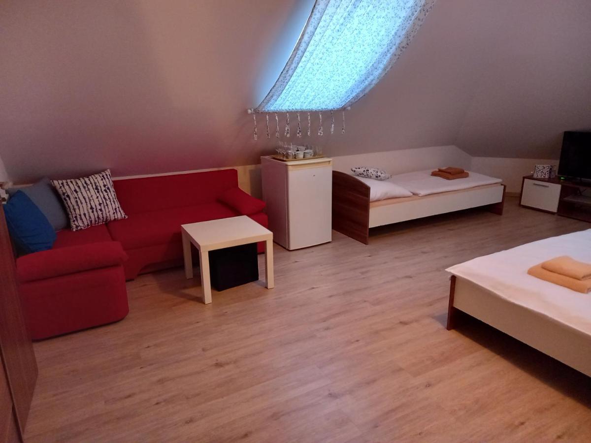 Alegria Natur Apartments Mikulov Eksteriør billede