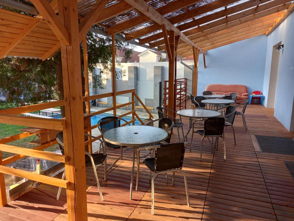 Alegria Natur Apartments Mikulov Eksteriør billede