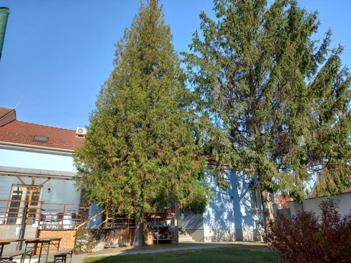 Alegria Natur Apartments Mikulov Eksteriør billede
