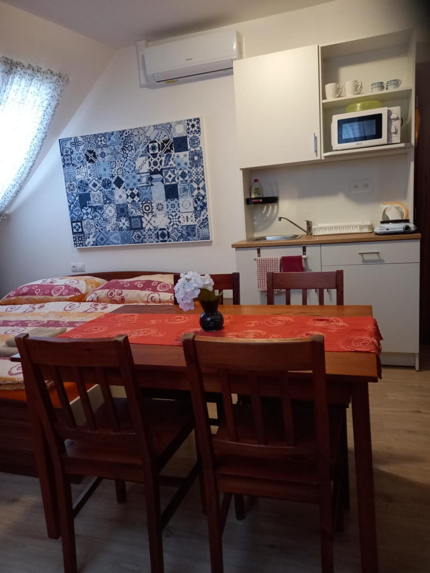Alegria Natur Apartments Mikulov Eksteriør billede