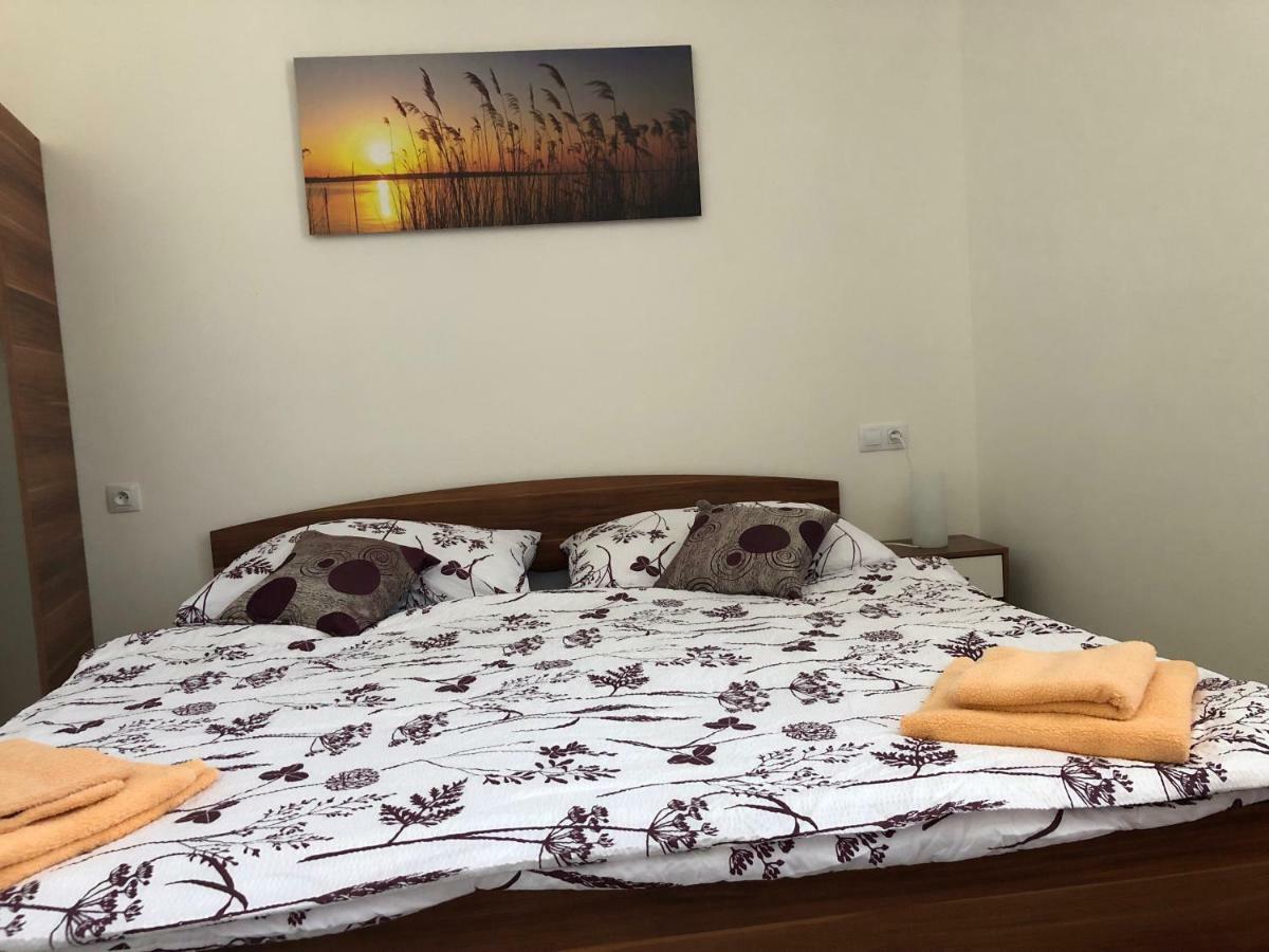 Alegria Natur Apartments Mikulov Eksteriør billede